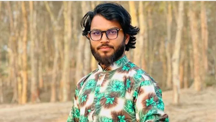 তারাবির নামাজের ভিডিও প্রকাশ, কনটেন্ট ক্রিয়েটরকে পুলিশের কাছে সোপর্দ